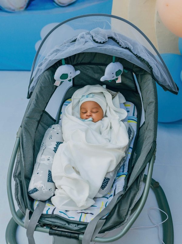Équipement pour bébé : des must-haves pour des sorties confortables